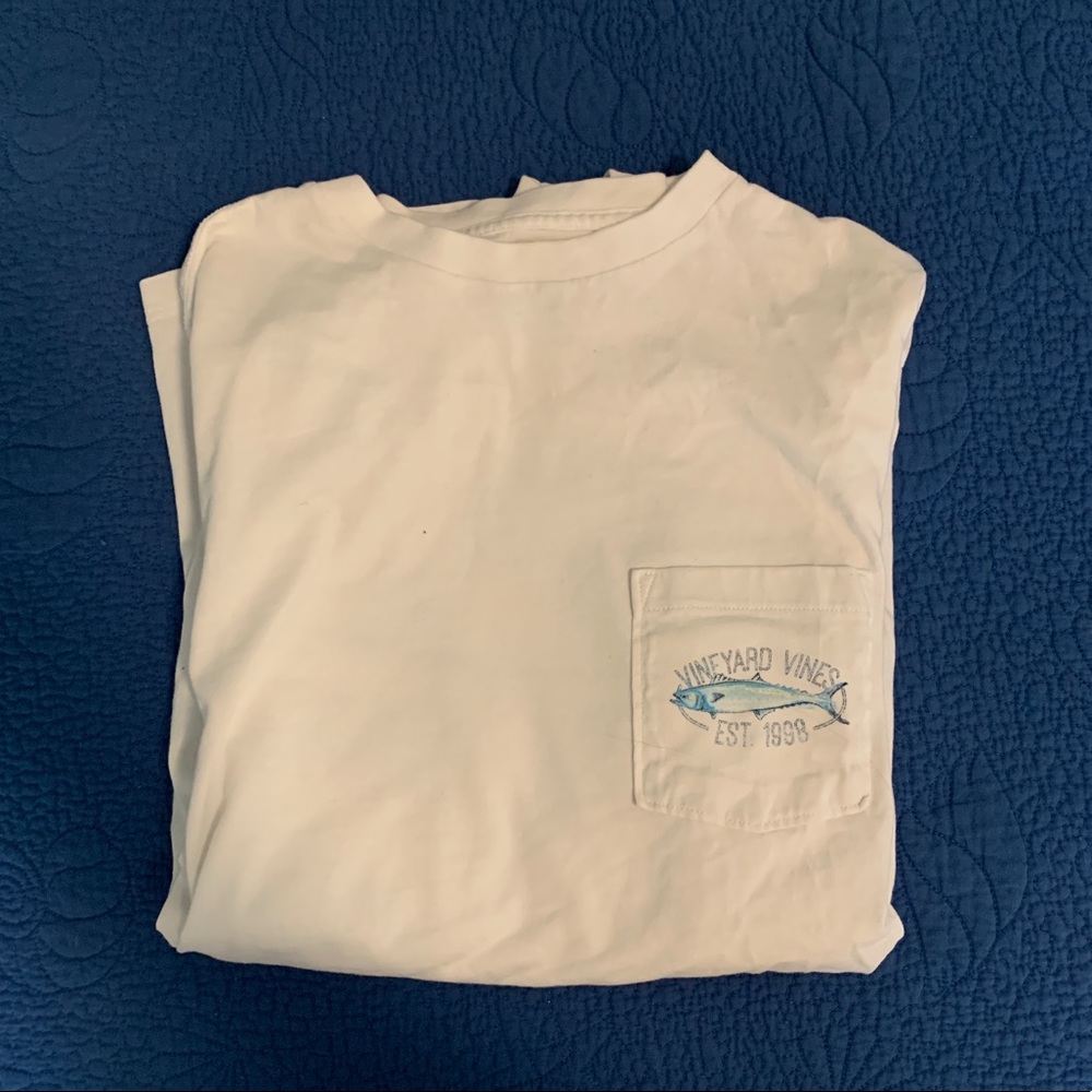 Vineyard vines white Longsleeve shirt
